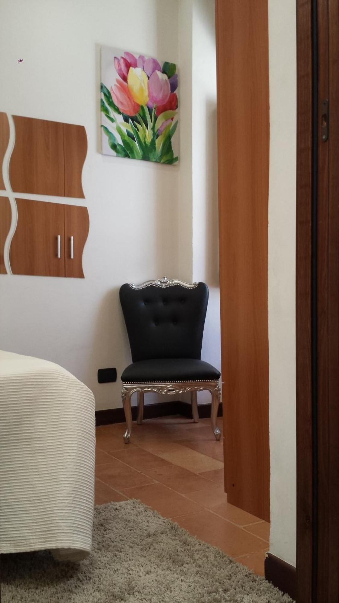 Appartamento Tulipano Rosa 斯波莱托 外观 照片